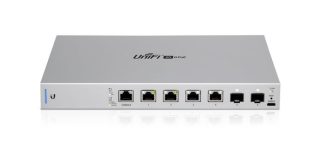 Ubiquiti 4x 2.5/5/10G RJ-45, 2x 1/10 SFP+, 802.3bt PoE++, 40 W, 120 Gbps, 165 x 268.1 x 31.8 mm, 1.3 kg